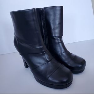 Basic Bllack high heeled short boots zippered round toe Y2k Folded Leather Look